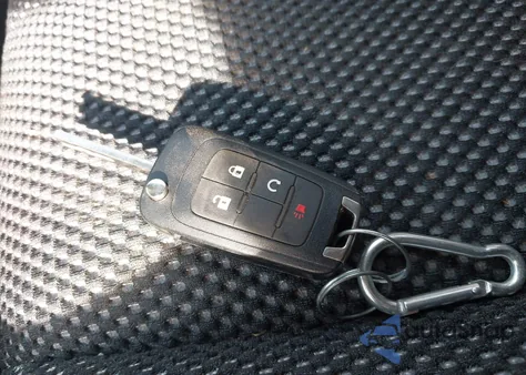 2015 Chevrolet Equinox 1Lt z USA, uszkodzony, nr VIN 2GNALBEK2F1180801